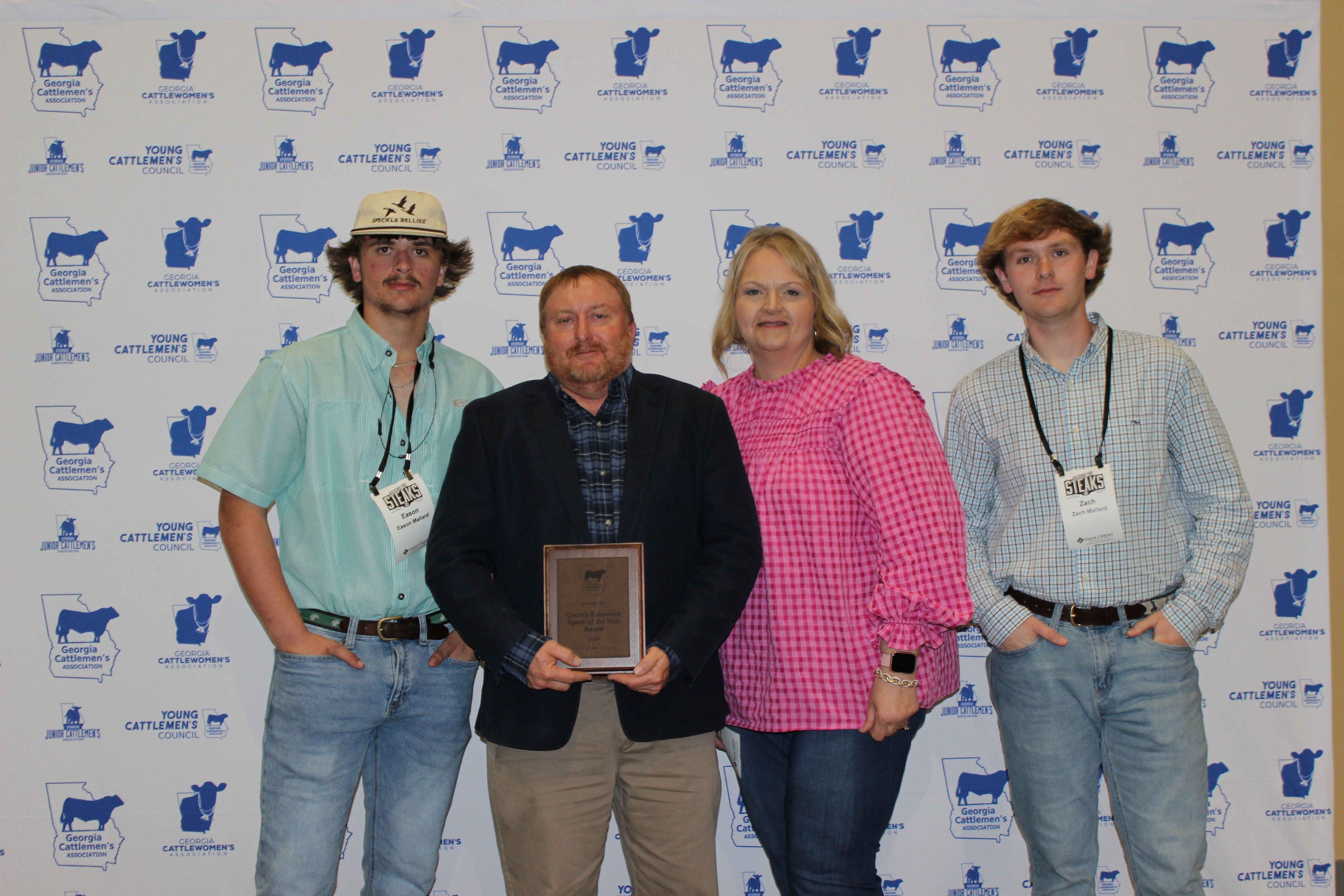Jason Mallard accepting award
